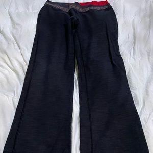 Lululemon pants, boot leg cut.